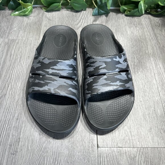 OOFOS OOahh Gray Camo Sport Flex Recovery Slip On Slide Sandals Men 8 Women 10 main image 6
